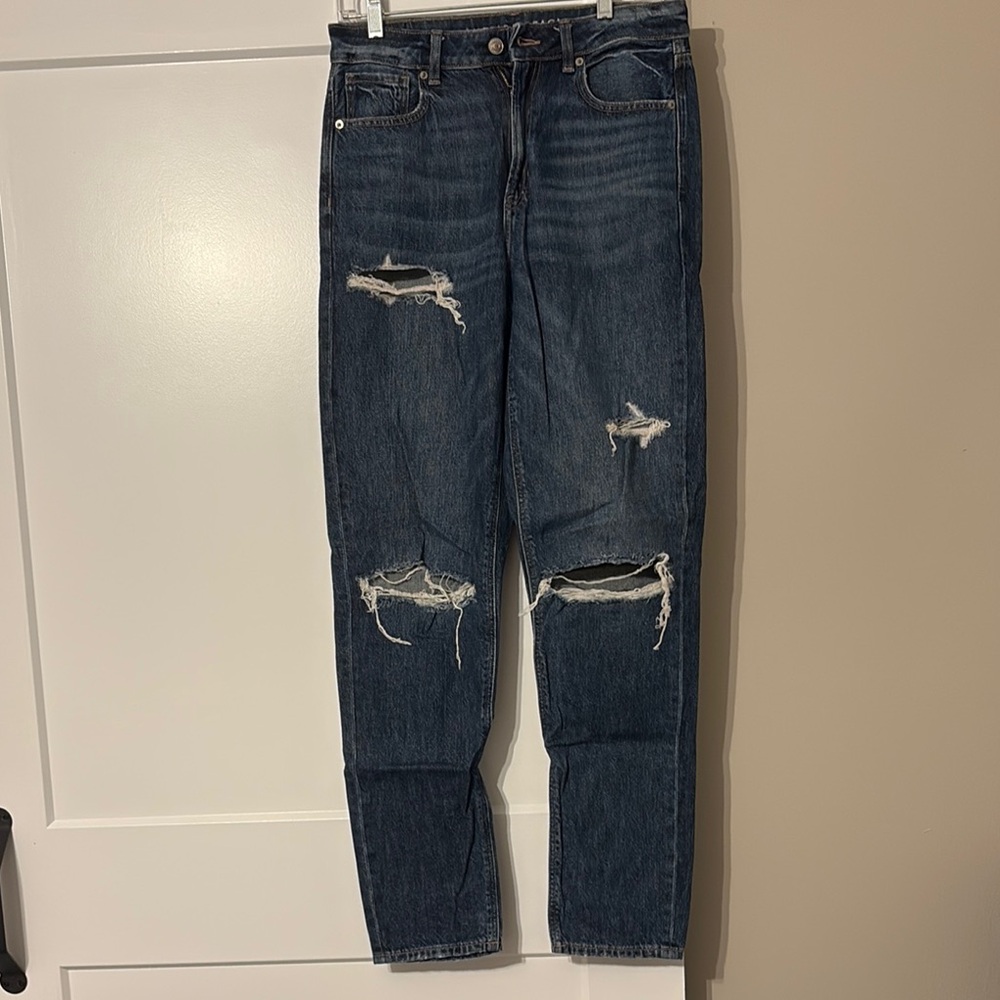 Women’s Distressed Blue Jeans
